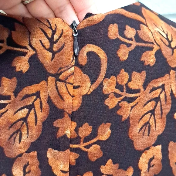 Liz Claiborne Fall Leaf Design Sheer Overlay Layered Maxi Dress. Size 4 - Picture 8 of 12